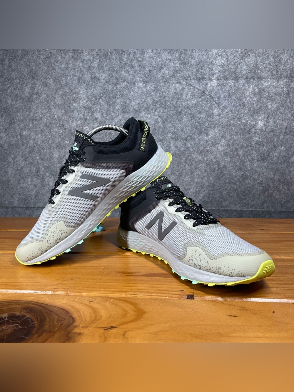 New Balance Fresh Foam Arishi Trail Womens 10 D Wide Gray Running Shoes WTARISS1 - Picture 11 of 15
